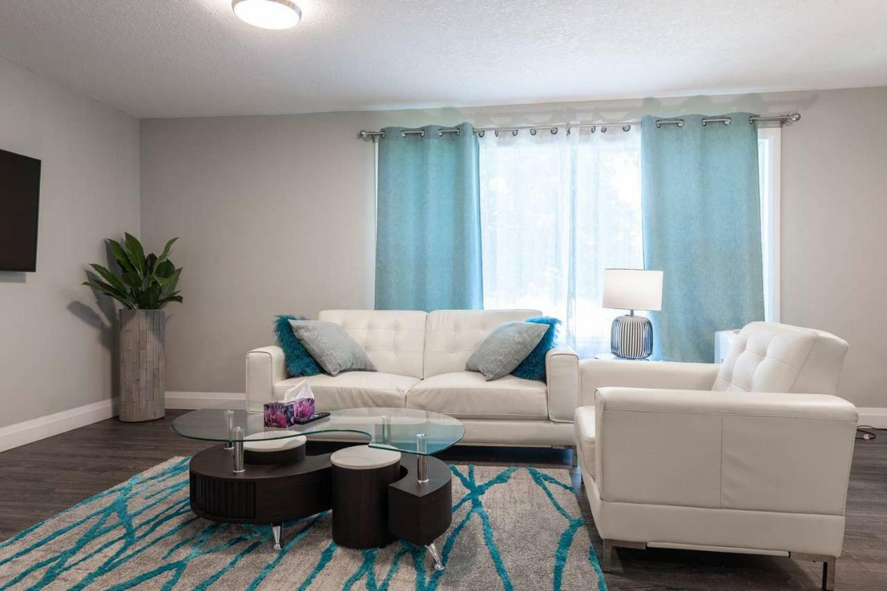Entire 2 Bedroom Apartment Uptown Waterloo - E2 Bagian luar foto
